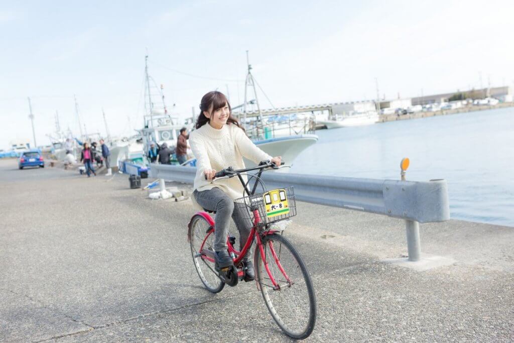 熊本でレンタサイクルに乗って配達する