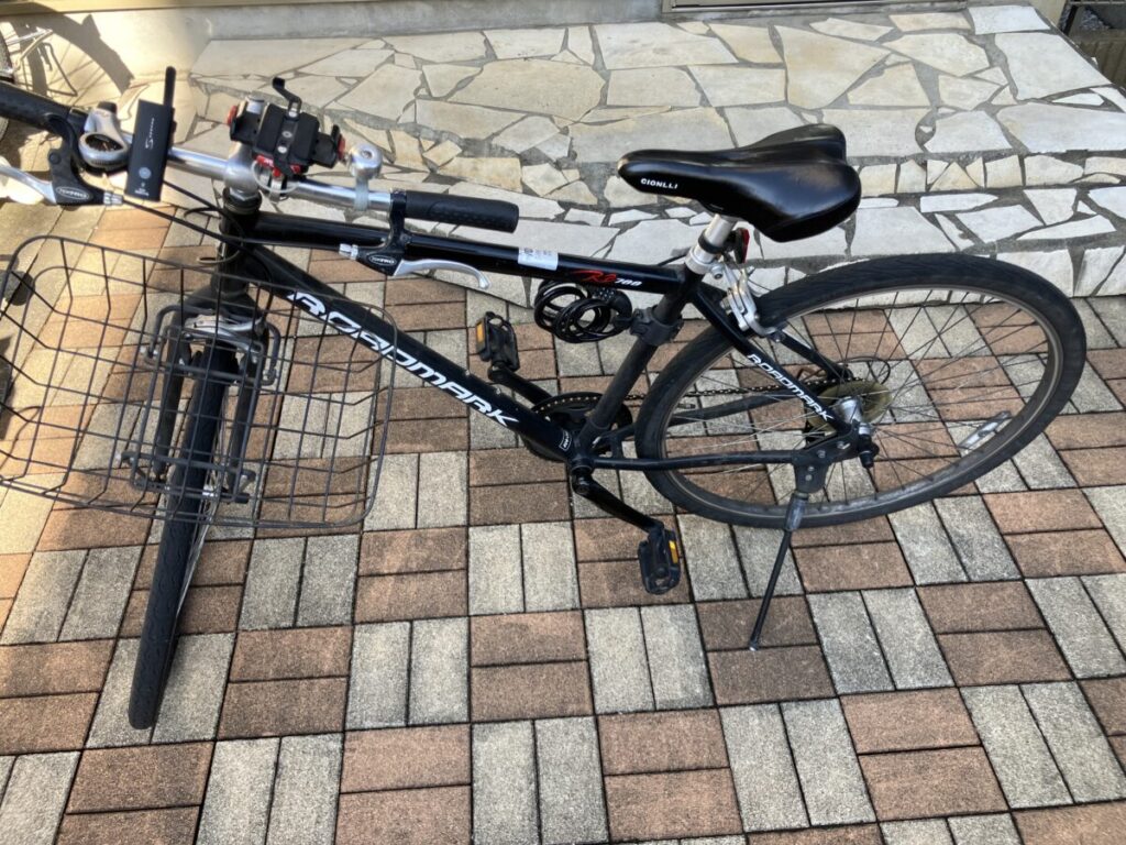 フードデリバリー配達員が使用するクロスバイク（スマホホルダー・大型カゴ付き）