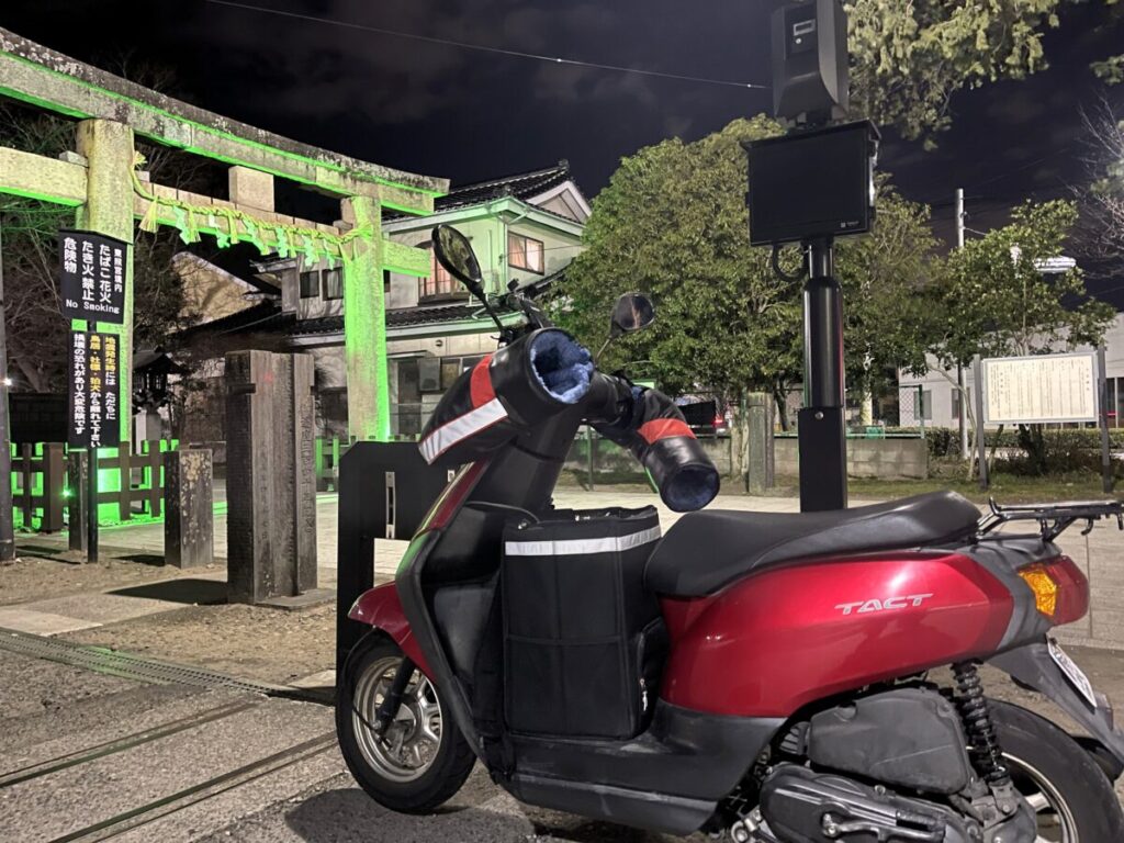 仙台のUber Eats配達で使用するホンダタクト(原付バイク)